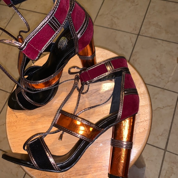 Catherine Malandrino size 8 heels - Picture 3 of 5
